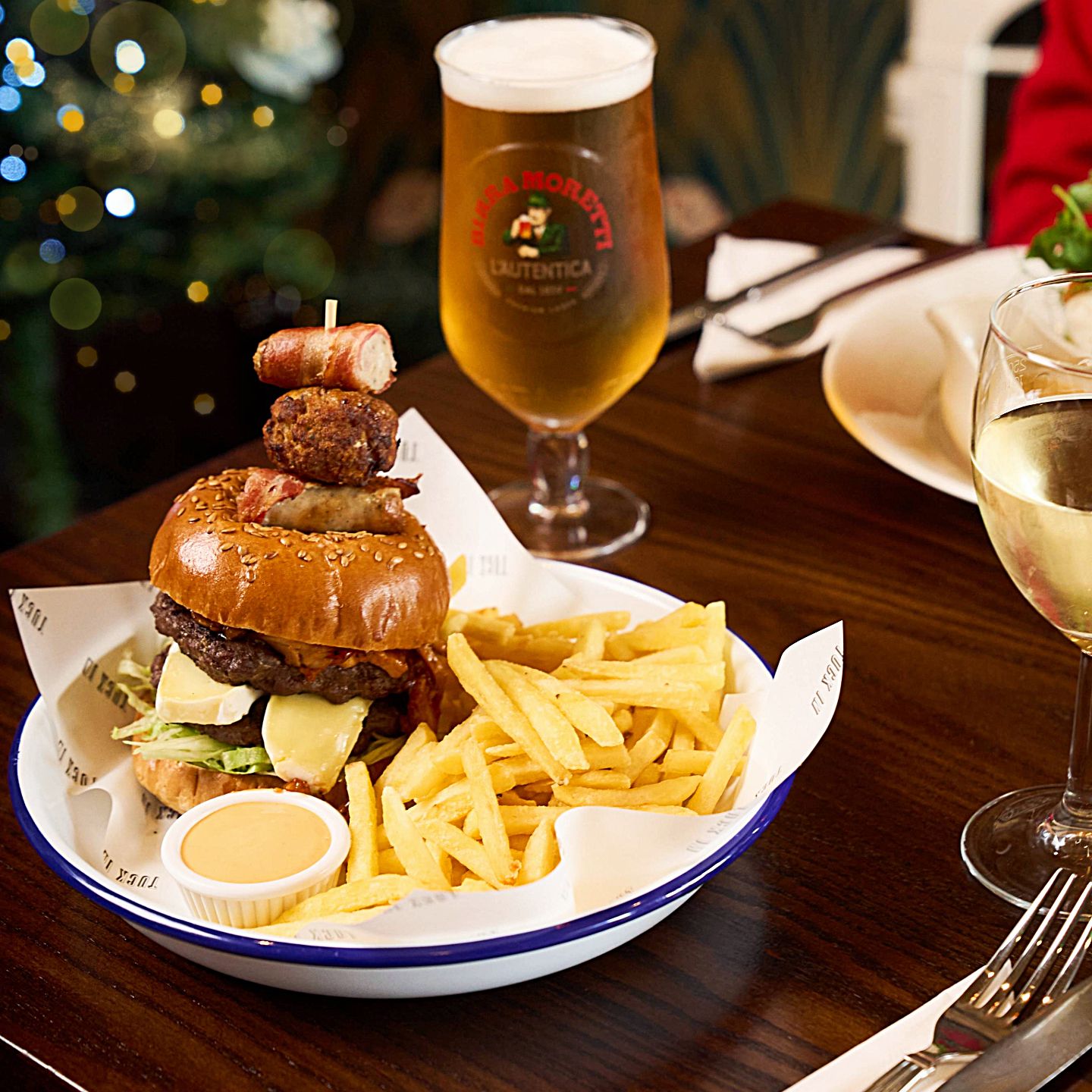 Festive Lunch & Dinner at The Mayfly in Folkestone